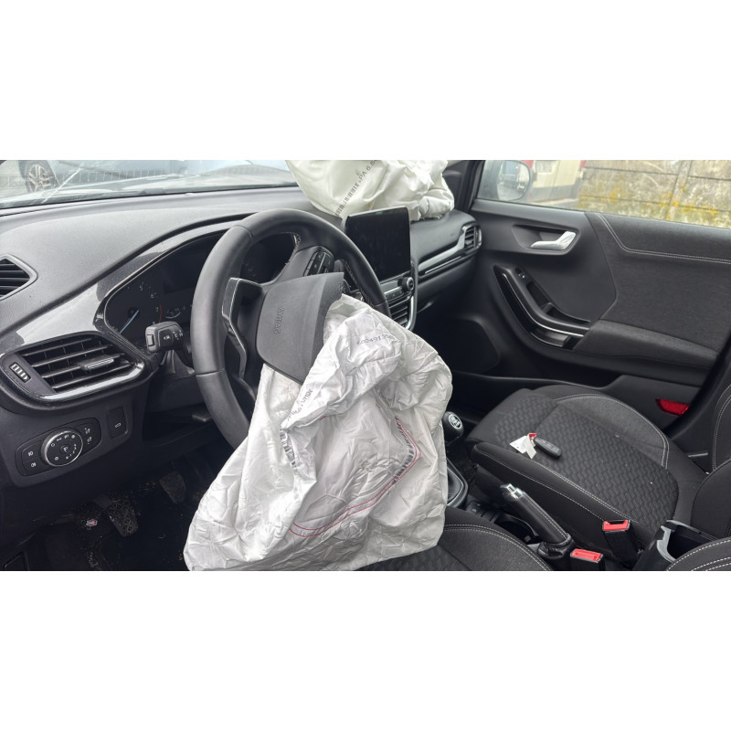 FORD PUMA 2 PHASE 1 1.0i - 12V TURBO MHEV Photo n°13
