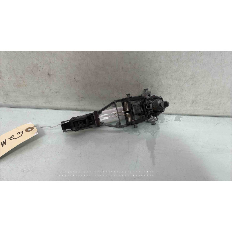 Poignee porte avant gauche VOLKSWAGEN GOLF 5 Photo n°3