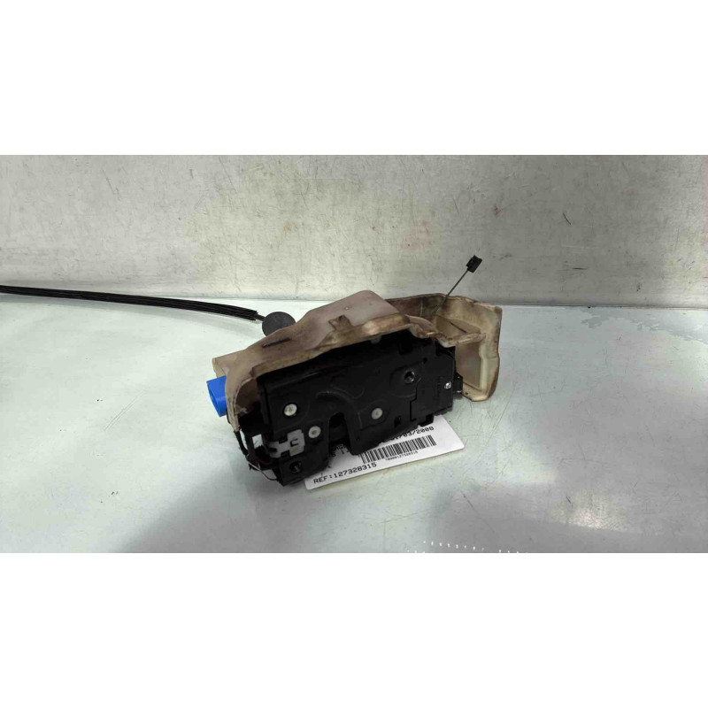 Serrure avant gauche VOLKSWAGEN GOLF 5 Photo n°4