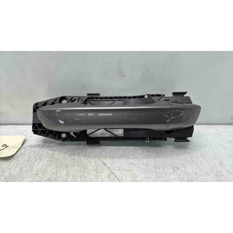 Poignee porte arriere gauche VOLKSWAGEN POLO 6 Photo n°3
