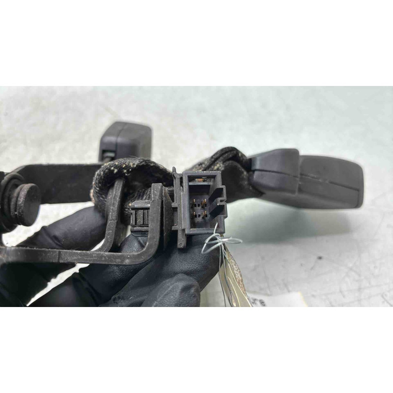 Attache ceinture arriere gauche VOLKSWAGEN POLO 6 Photo n°3