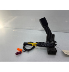 Pretensionneur de ceinture avant droit FORD FOCUS 2