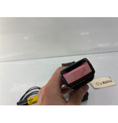 Pretensionneur de ceinture avant droit FORD FOCUS 2