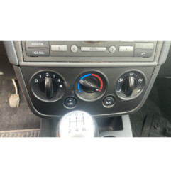 Optique avant principal gauche (feux)(phare) FORD FIESTA 5
