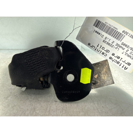 Attache ceinture arriere droit RENAULT CLIO 2