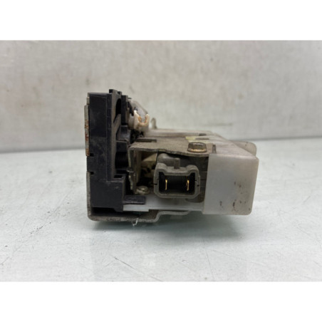 Serrure arriere droit RENAULT CLIO 2
