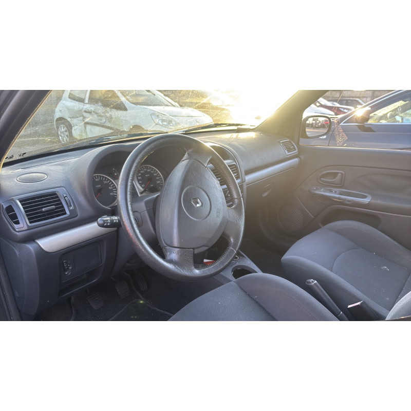 Poignee interieur arriere gauche RENAULT CLIO 2 Photo n°15