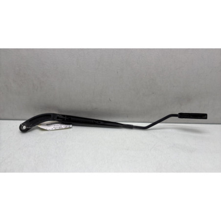 Bras essuie glace avant gauche RENAULT CLIO 4