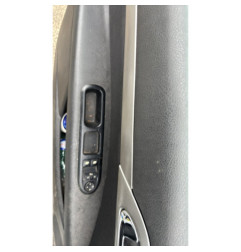 Serrure avant gauche PEUGEOT 407