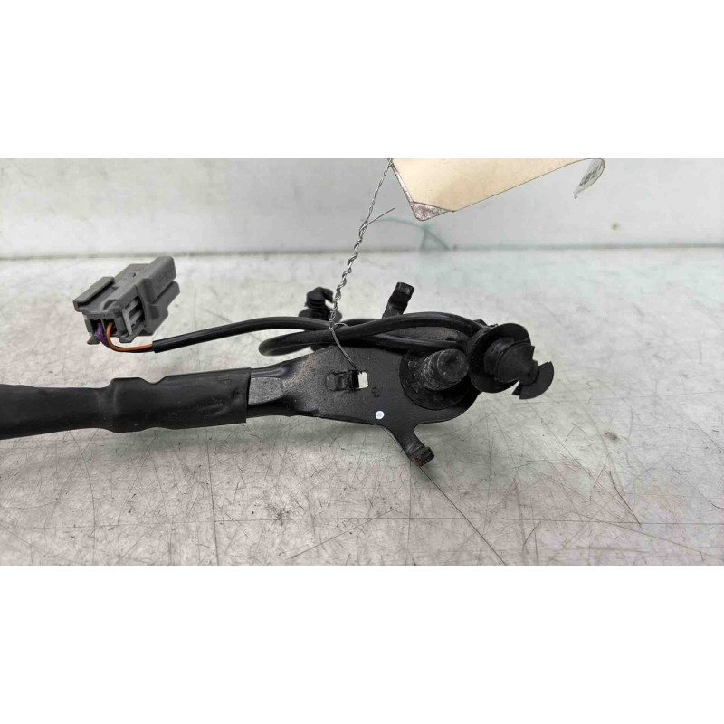 Attache ceinture avant droit LAND ROVER RANGE ROVER 1 EVOQUE Photo n°4