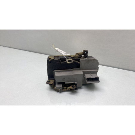 Serrure avant droit PEUGEOT 206