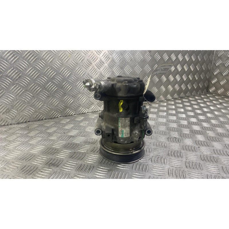 Compresseur clim RENAULT CLIO 3 Photo n°1