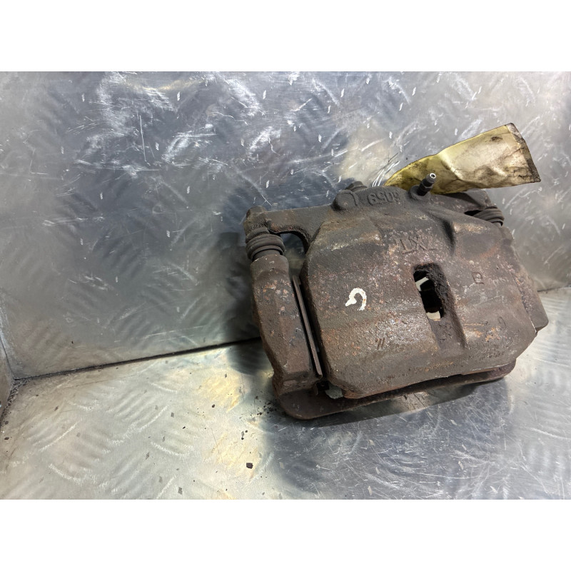 Etrier avant gauche (freinage) NISSAN QASHQAI 1 Photo n°3