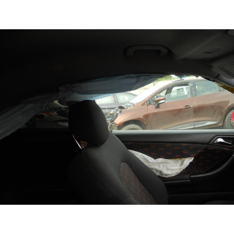Etrier avant droit (freinage) MERCEDES CLASSE C 203 COUPE SPORT Photo n°8