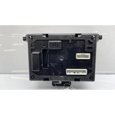 Boitier UCH RENAULT MODUS