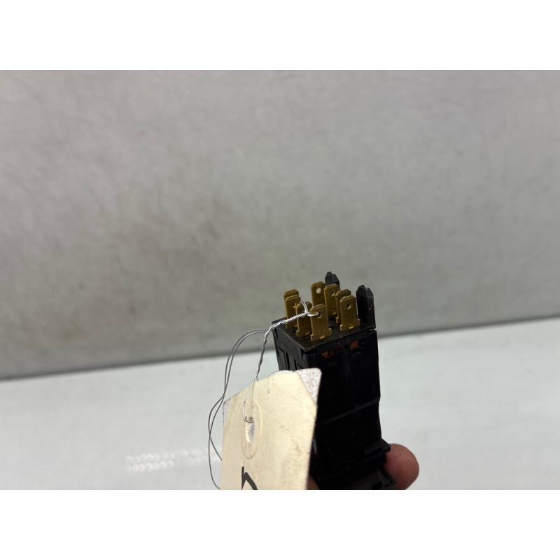 Bouton de warning CITROEN SAXO Photo n°4