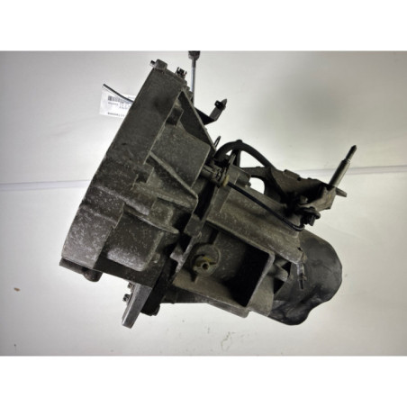 Boite de vitesses RENAULT CLIO 4 Photo n°1