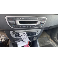 Boitier UCH RENAULT MEGANE 3