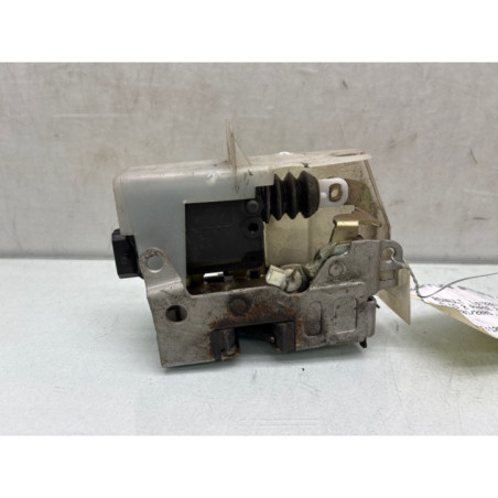 Serrure arriere droit RENAULT CLIO 2