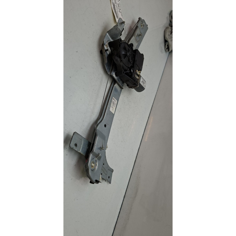 Leve vitre electrique avant gauche PEUGEOT 208 1 Photo n°4