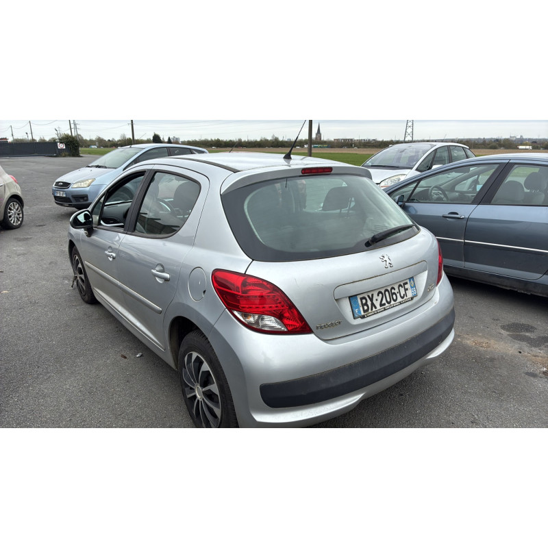 Pare boue avant droit PEUGEOT 207 Photo n°7