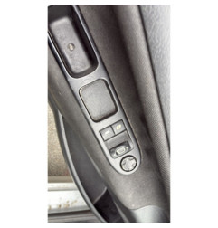 Pare boue avant droit PEUGEOT 207