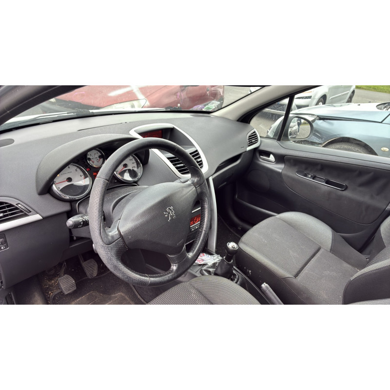 Pare boue avant droit PEUGEOT 207 Photo n°15