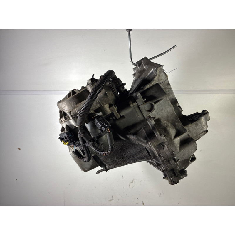 Boite de vitesses PEUGEOT 208 1 Photo n°1