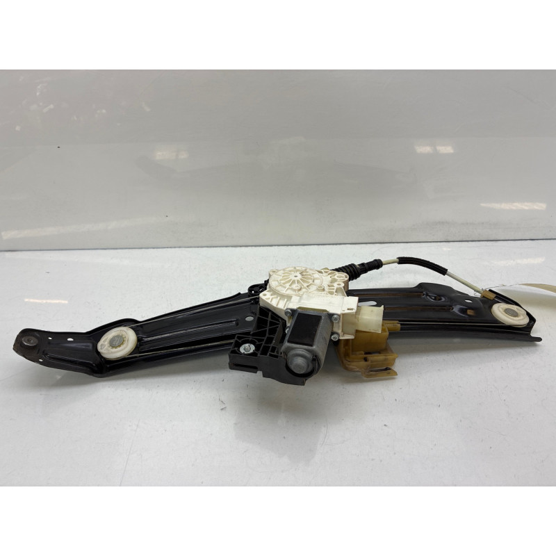 Leve vitre electrique arriere gauche BMW SERIE 5 F11 Photo n°3