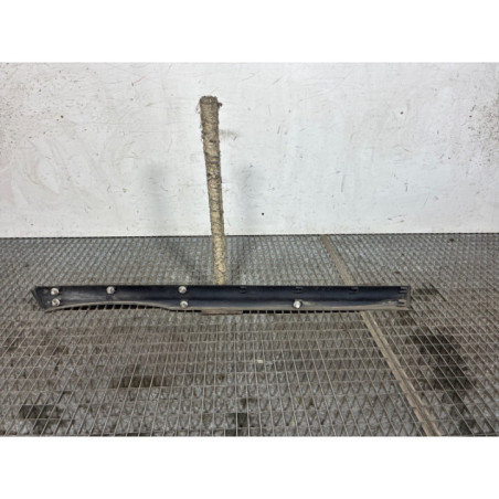 Baguette d'aile arrière gauche CITROEN SAXO