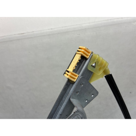 Leve vitre electrique avant gauche RENAULT SCENIC 1 Photo n°1