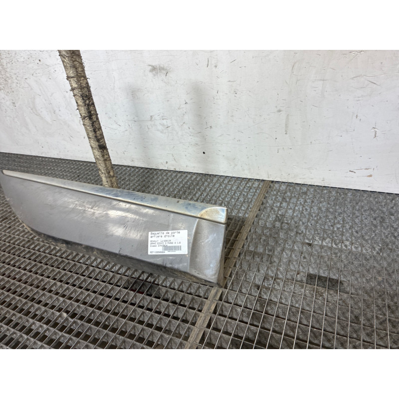 Baguette de porte arriere droite RENAULT GRAND SCENIC 3 Photo n°2