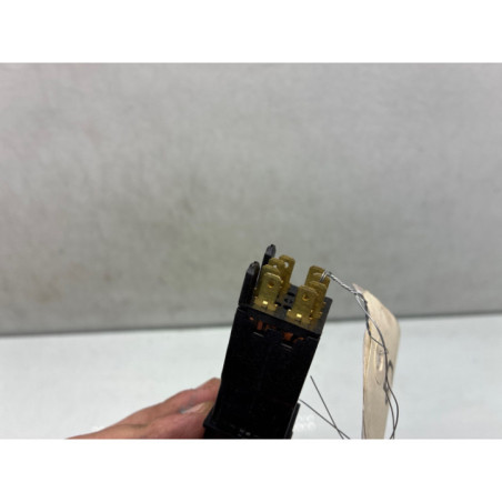 Bouton de warning CITROEN SAXO