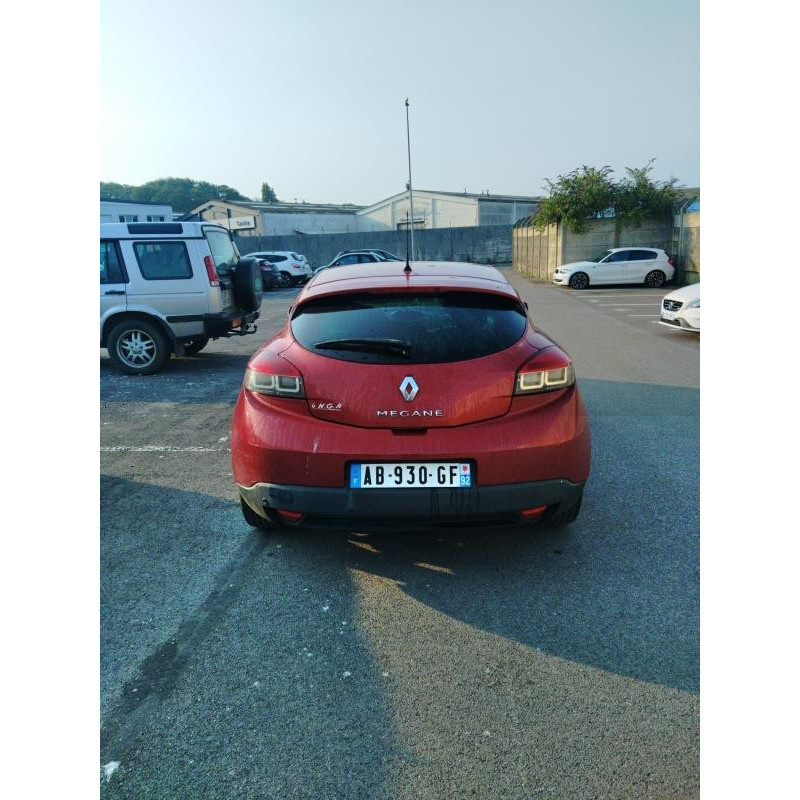 Boitier UCH RENAULT MEGANE 3 Photo n°4