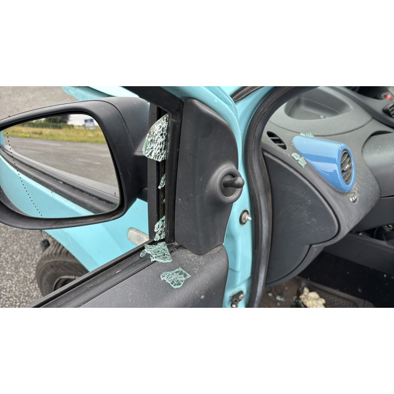 Boitier UCH RENAULT TWINGO 2 Photo n°14