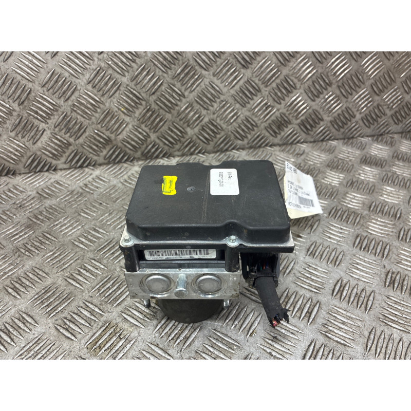 Bloc ABS (freins anti-blocage) HYUNDAI I 20 1 Photo n°3