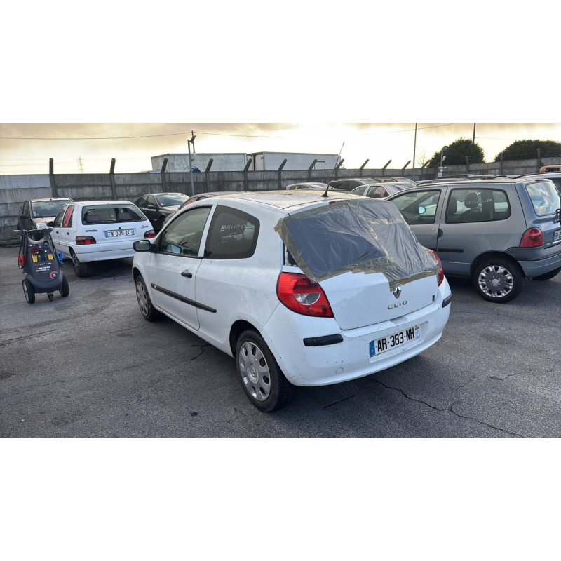 Boitier UCH RENAULT CLIO 3 Photo n°11