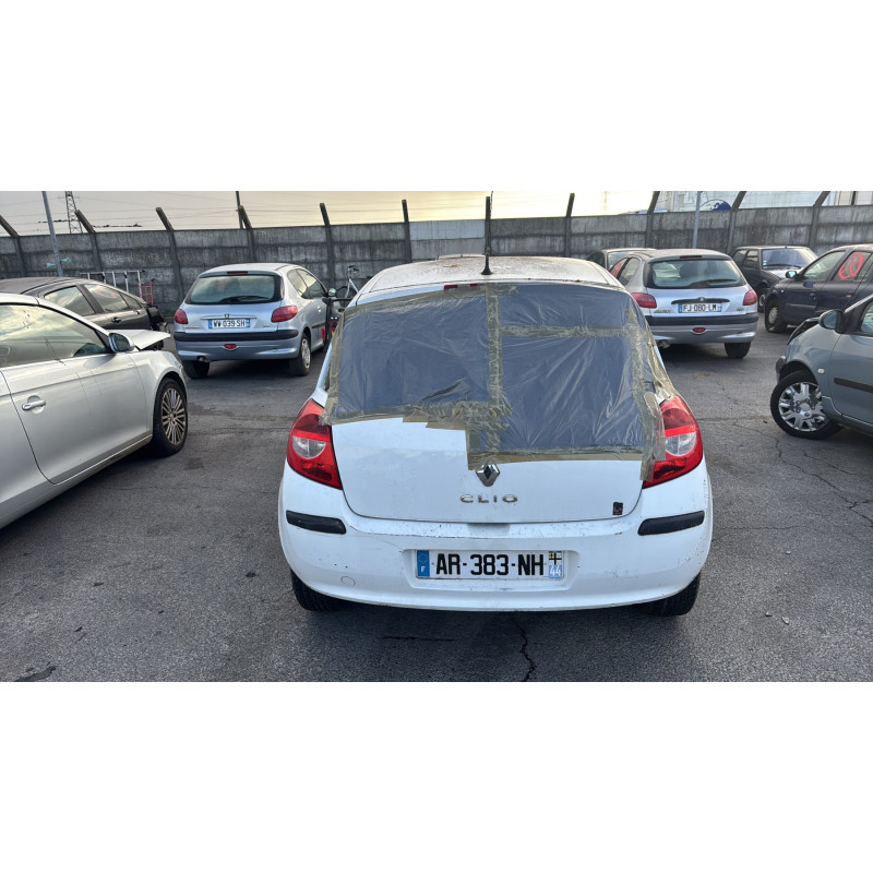 Boitier UCH RENAULT CLIO 3 Photo n°12