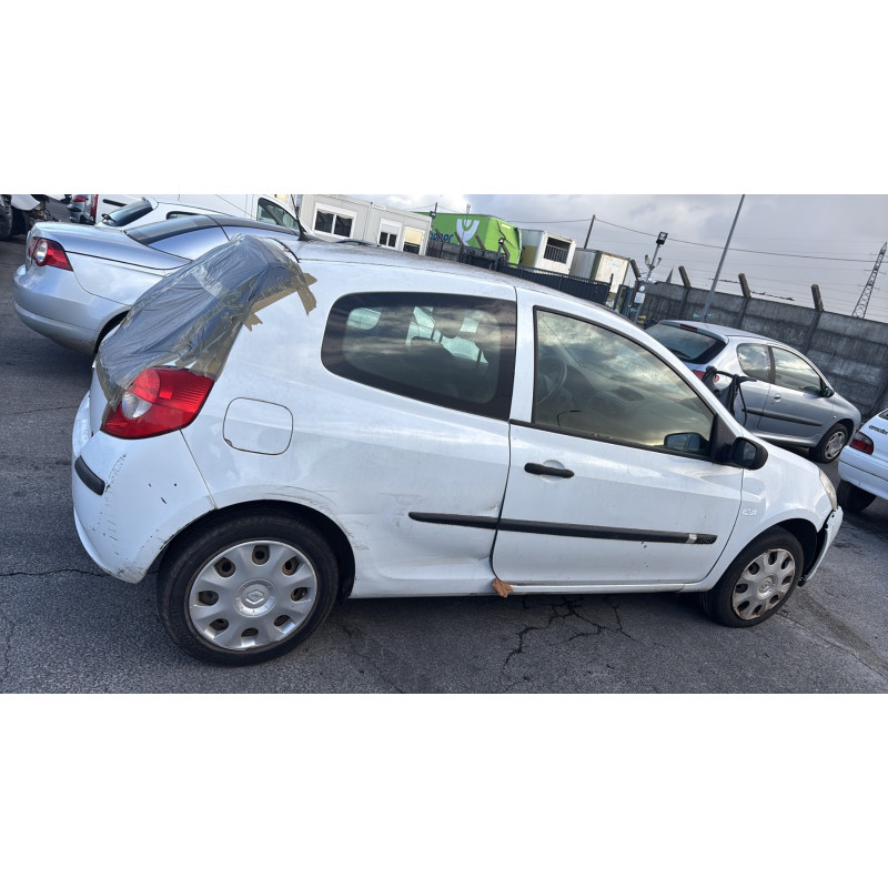 Boitier UCH RENAULT CLIO 3 Photo n°13