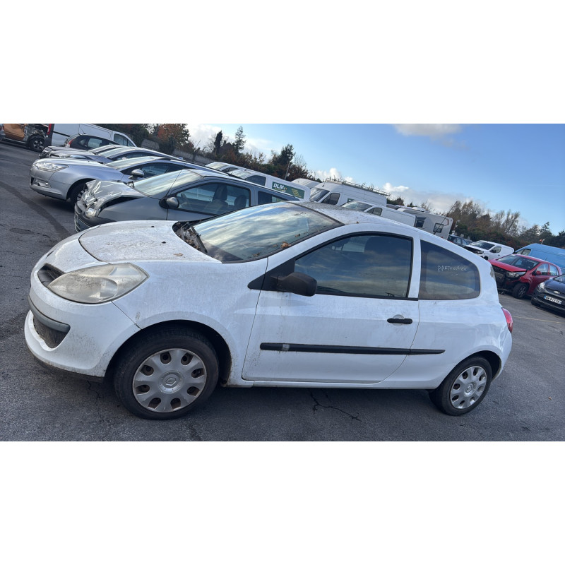Boitier UCH RENAULT CLIO 3 Photo n°15