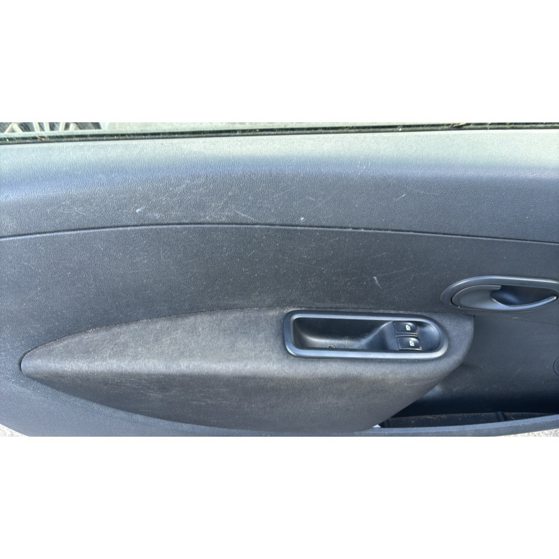 Boitier UCH RENAULT CLIO 3 Photo n°18