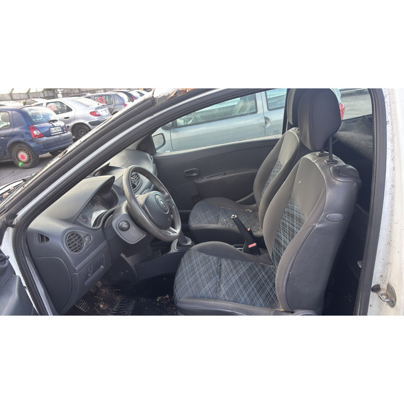 Boitier UCH RENAULT CLIO 3 Photo n°19