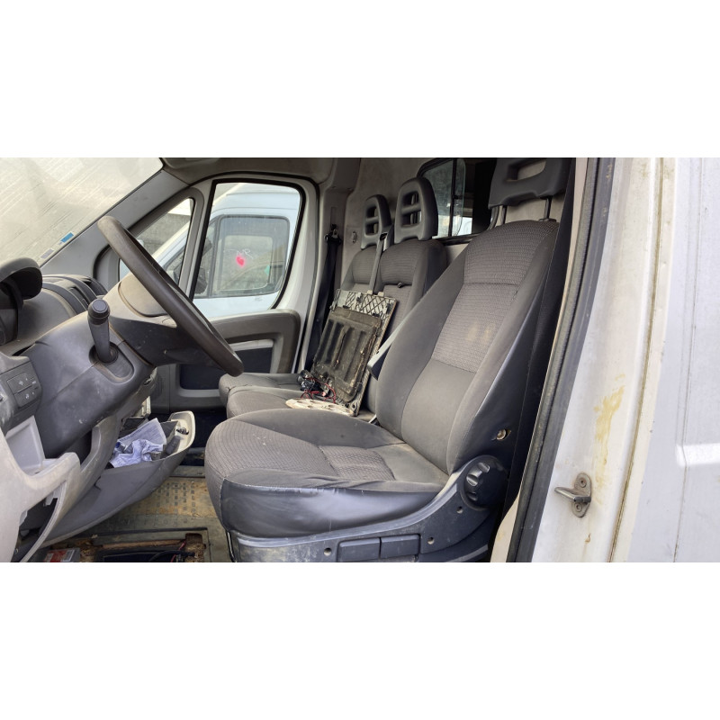 Custode avant gauche (porte) CITROEN JUMPER 3 Photo n°12