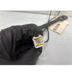 Attache ceinture avant droit PEUGEOT 407 Photo n°1