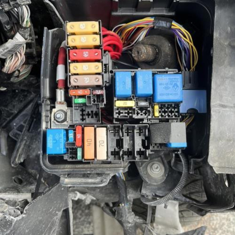 Lecteur de carte (neiman) RENAULT CLIO 4 Photo n°4