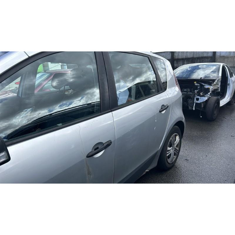 Boitier UCH RENAULT SCENIC 3 Photo n°15