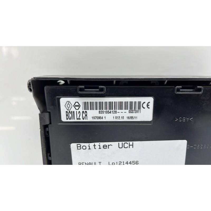 Boitier UCH RENAULT CLIO 3 Photo n°2