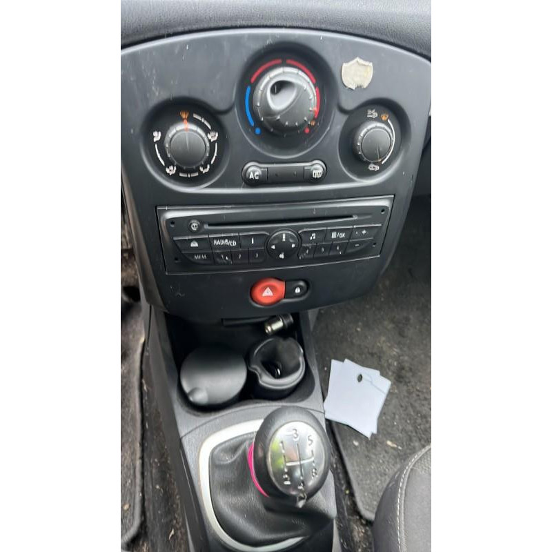 Boitier UCH RENAULT CLIO 3 Photo n°15