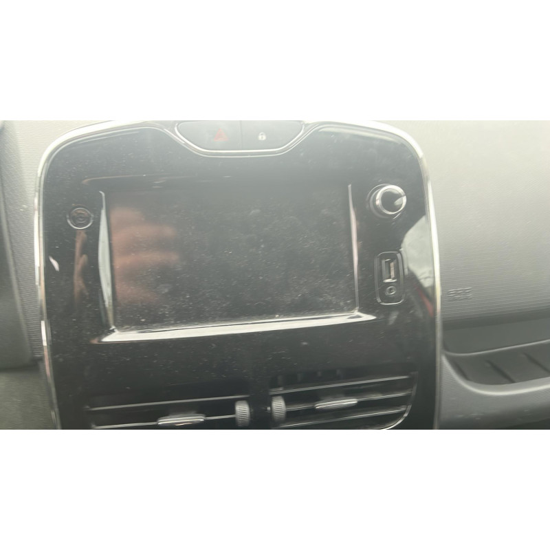 Boitier UCH RENAULT CLIO 4 Photo n°5