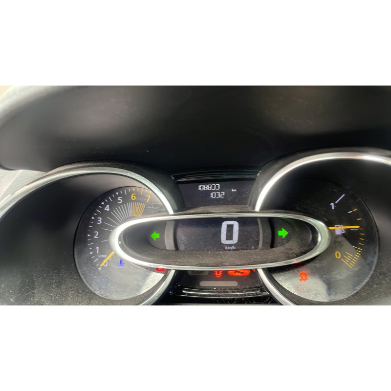 Boitier UCH RENAULT CLIO 4 Photo n°12